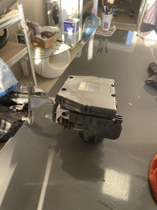 ABS Мерцедес С класа W203