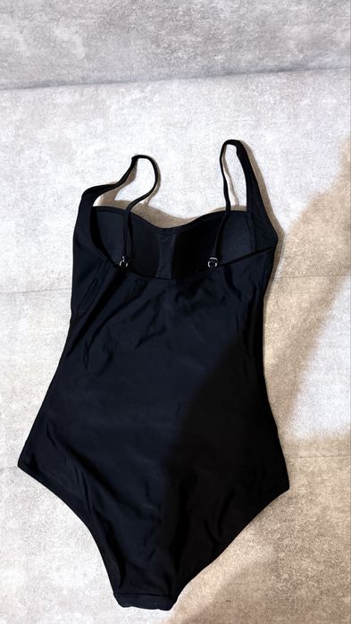 Купальники слитные