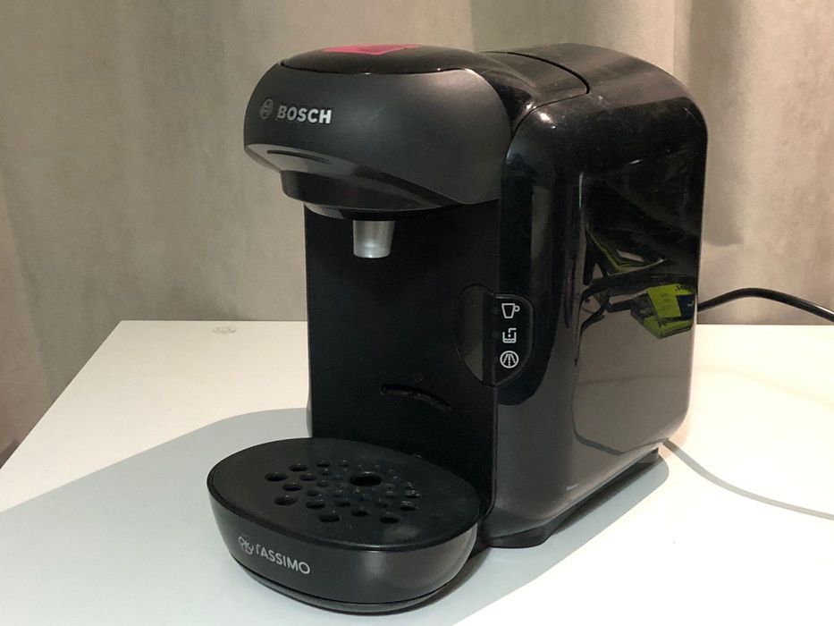 Кафе Машина - Bosch Tassimo / Капсули