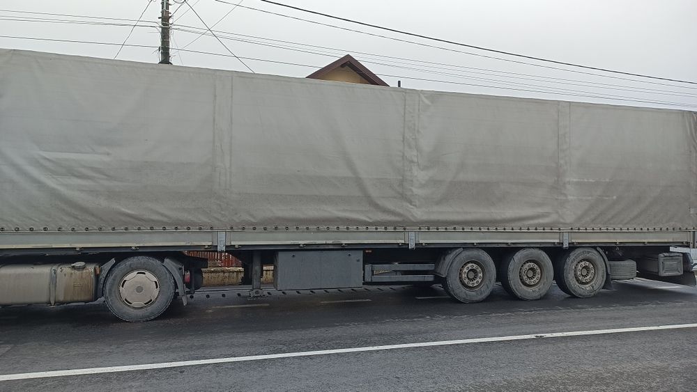 Remorcă Kögel SN24, 2006, prelată gri, obloane