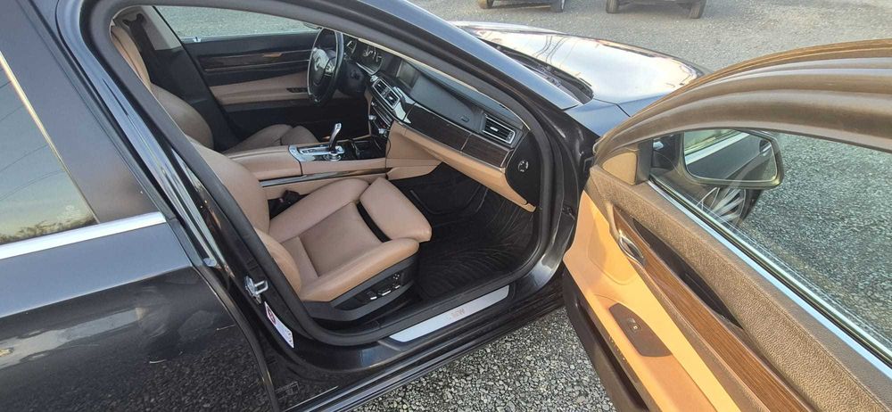 BMW 730d 3.0 Diesel 245 Cp 2011 Automata Rate Cash Variante