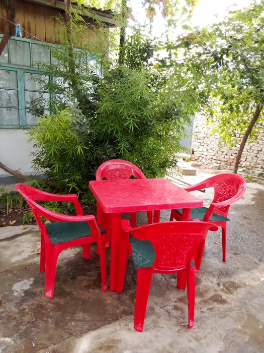 Столы и стулья оригинал