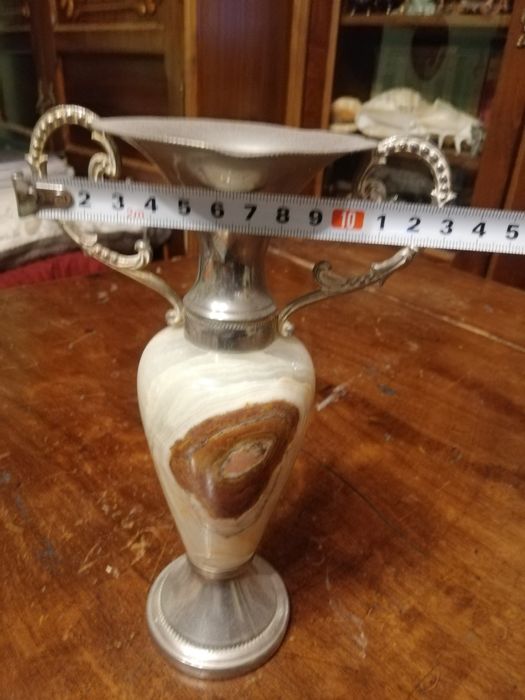 Vază medie din Onix