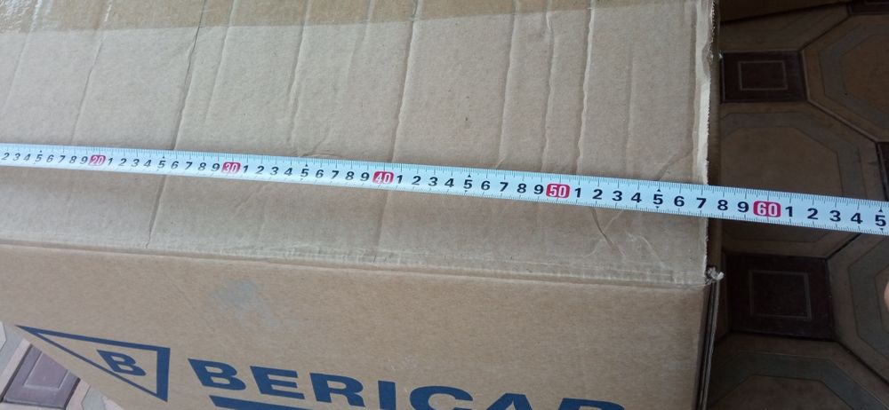 Продам Коробки  б/у