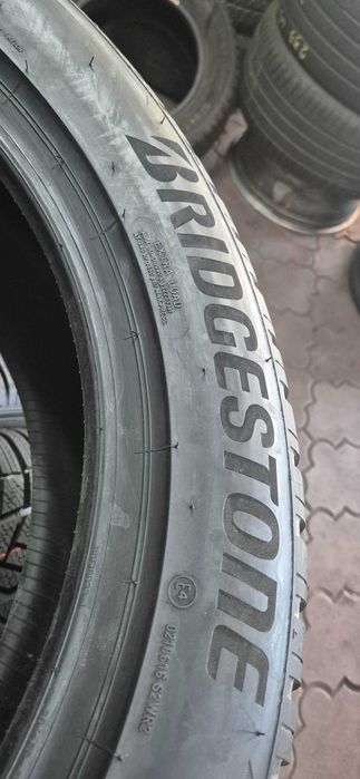 anvelope Bridgestone 255/50/20 m&s,iarna