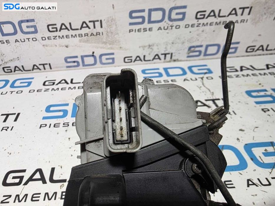 Incuietoare Broasca Yala Blocare Inchidere Usa Portiera Dreapta Fata Peugeot 307 SW 2002 - 2008 [N6861]