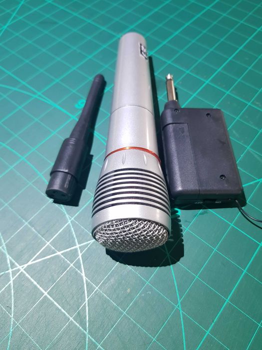 Sistem de microfon 2-în-1 (cu fir și wireless)