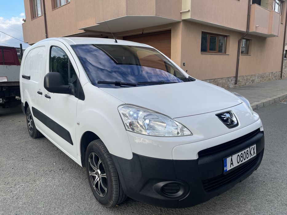 Peugeot Partner 1.6 HDI ХЛАДИЛЕН макси база