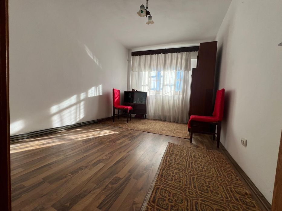 Vânzare apartament spatios, decomandat, Catedrala, 58mp utili
