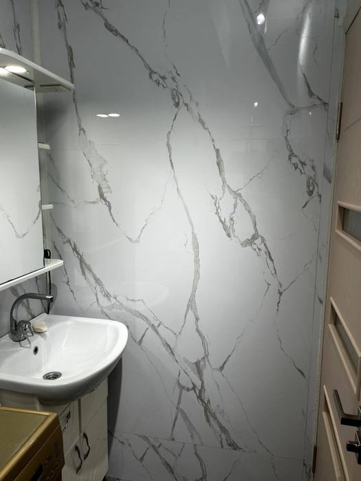 сдаётся двухкомнатная квартира на метро Дустлик