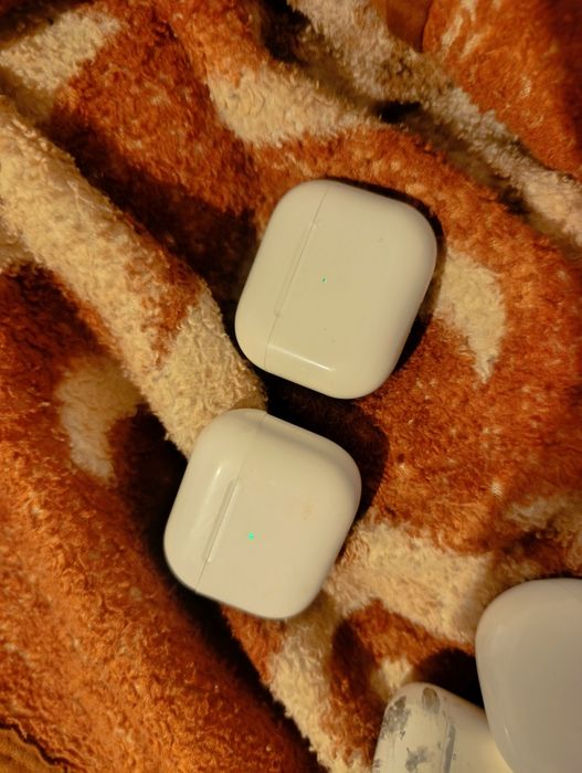 Airpods 3 продам