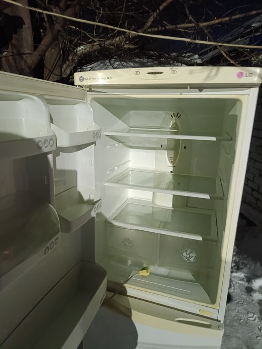 Продам холодильник