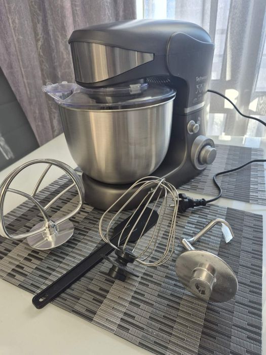 Планетарен миксер