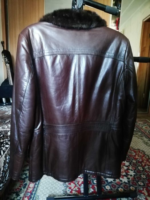Кожаная зимняя куртка