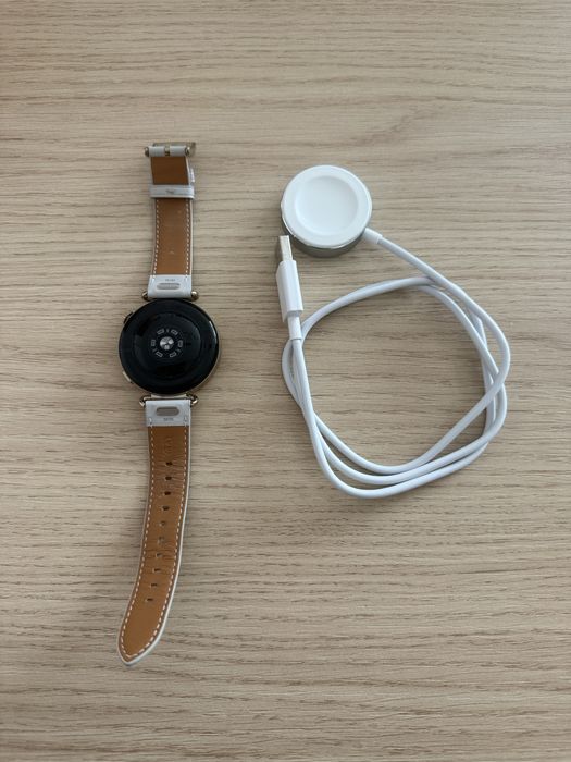 Huawei Watch GT 7 41mm Gold / White