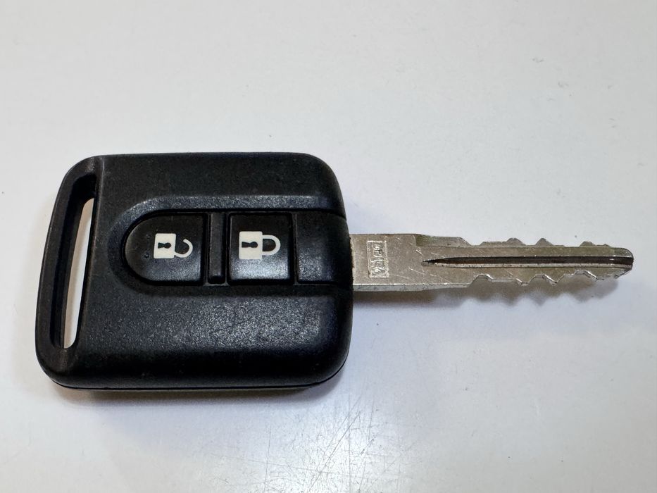 Ключ за Nissan  Micra Almera Primera Tino оригинален с 2бутона