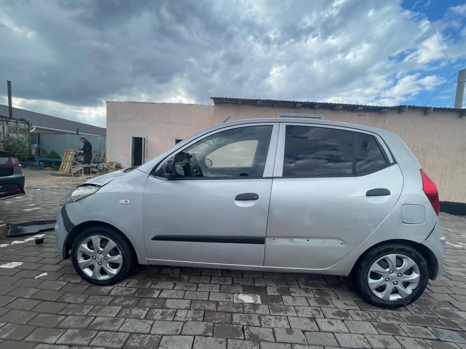 Продам hyundai i-10 русс учет