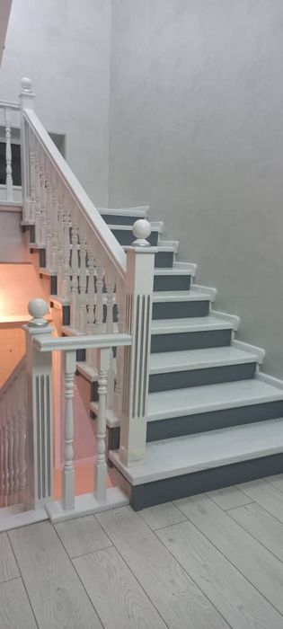 Лестницы топчаны столы и стулья