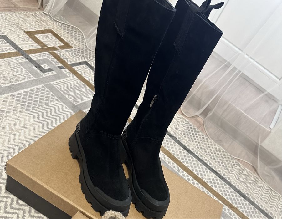 Продам зимние запоги !