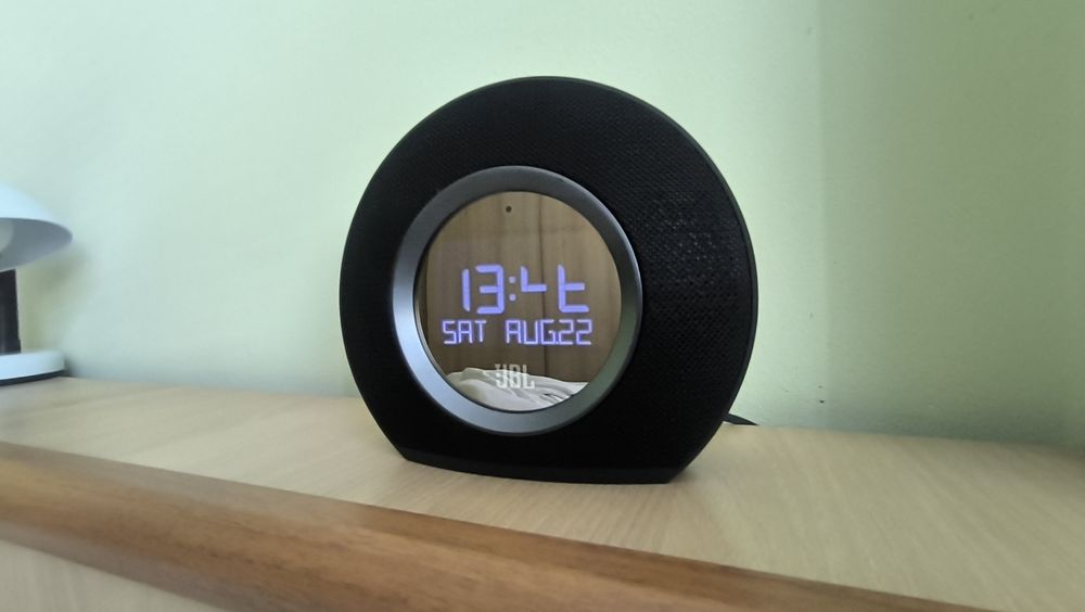 JBL Horizon  - радио часовник, будилник,Bluetooth колонка + нощна лампа (проблем)