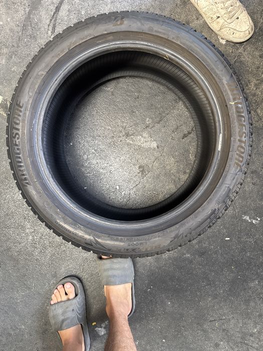 245/45/18 Bridgestone M+S RSC