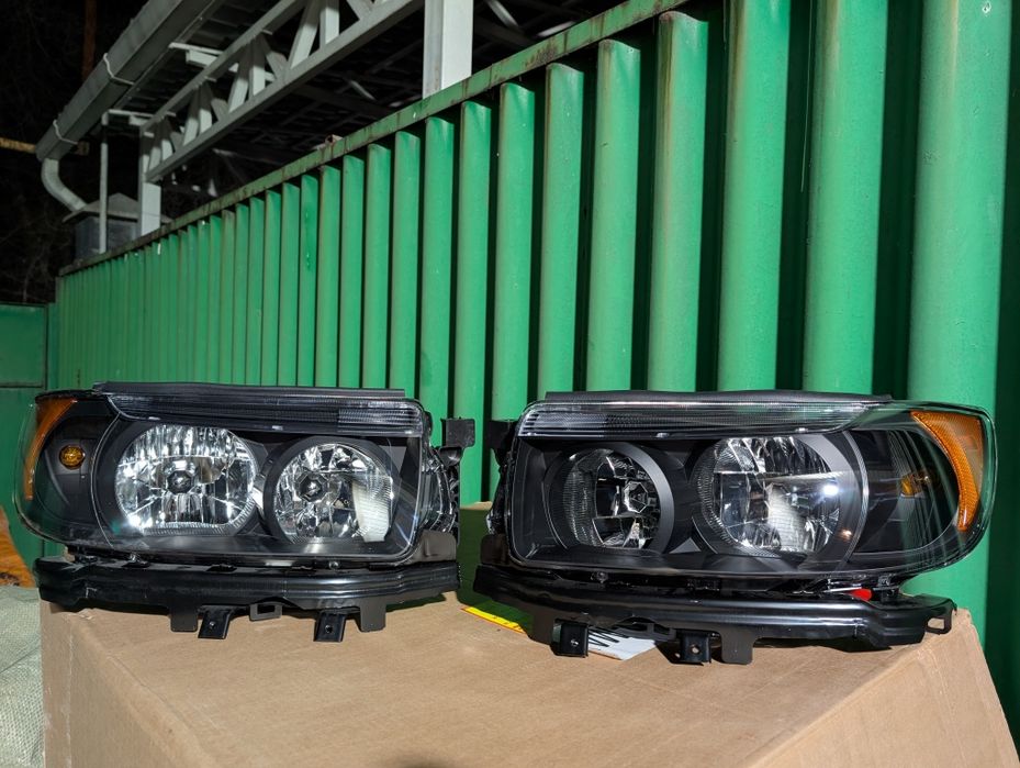 Фары Subaru Forester SG5 рестайлинг (05-08) black version