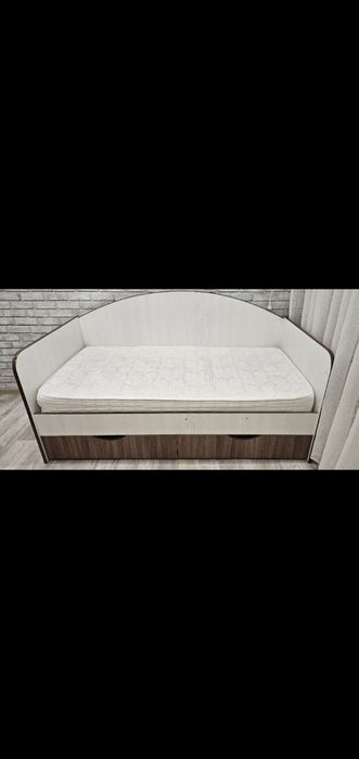 Кровать детская .