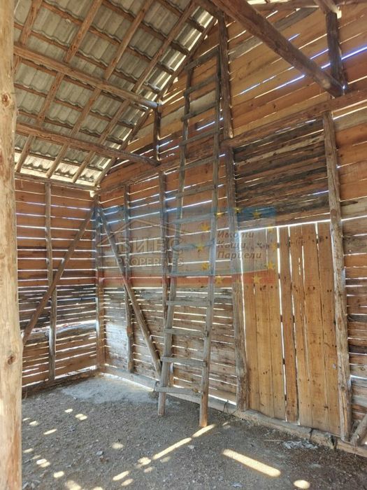 Къща в с. Глоговица 40 м² и двор 1009 м²