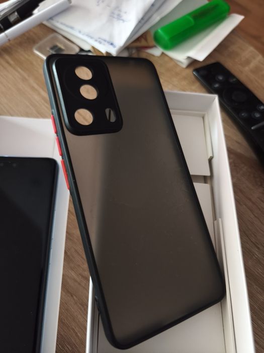 Продавам телефон Xaiomi 13 lite 8gb-Rom,256gb.Ram