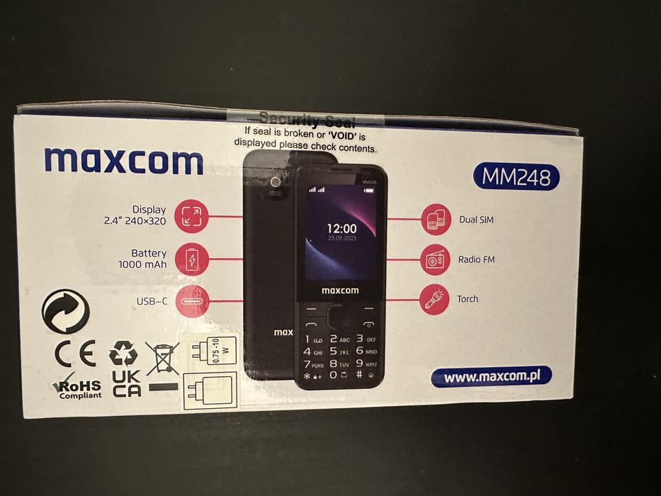 Vand telefon MAXCOM  MM248 Nou dual sim radio