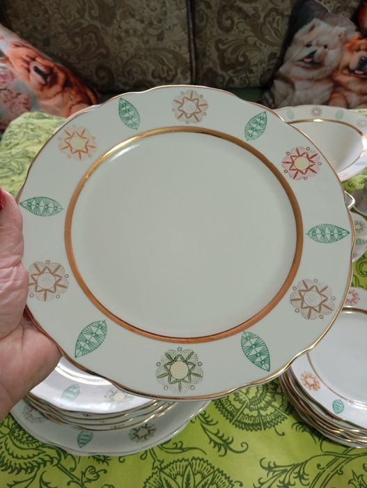 Сервис столовый  б/у