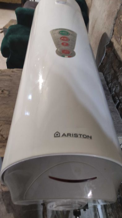 Ariston водонагреватель