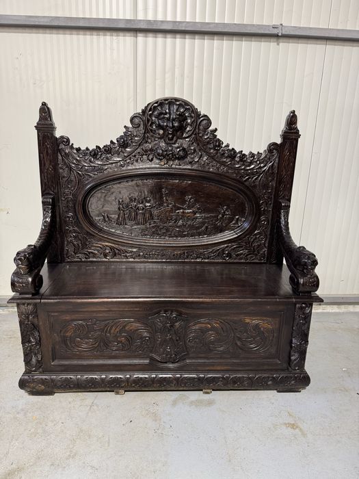 Banca baroc din lemn masiv cu sculpturi