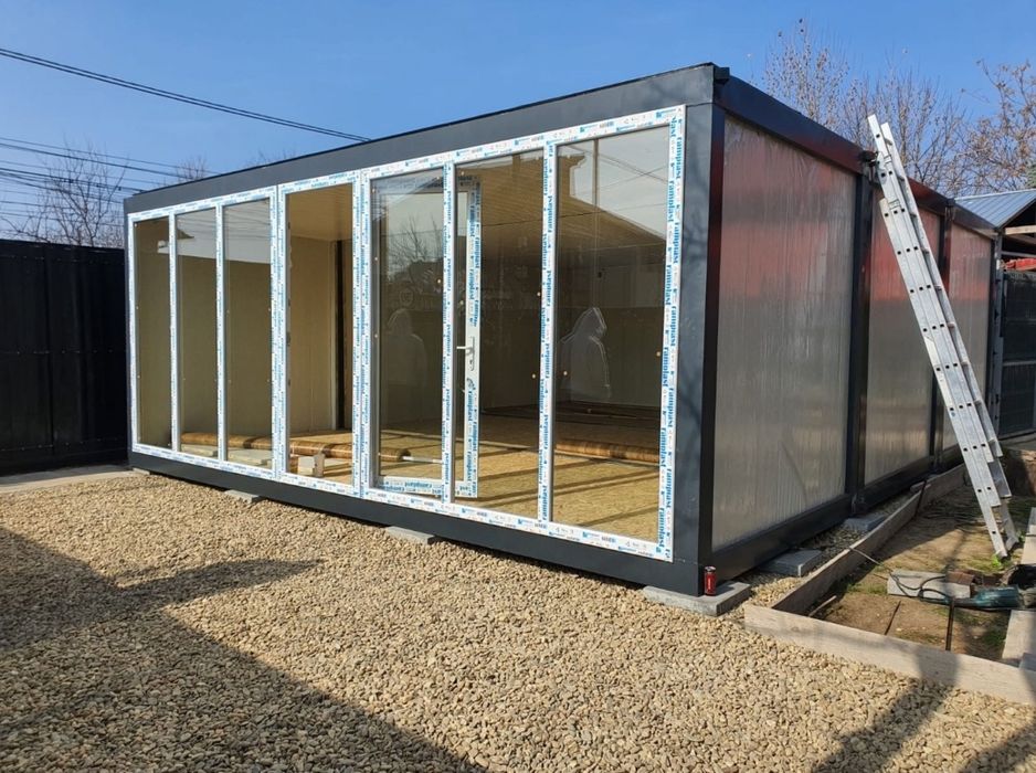 Executam containare standarde