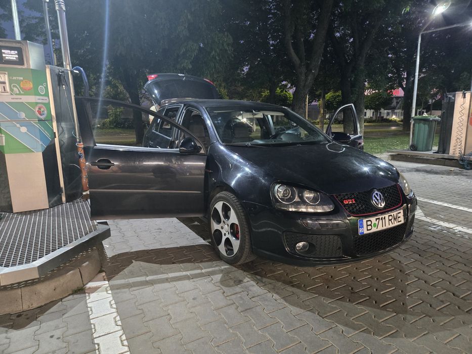 VOLKSWAGEN Golf 2004 — imagine 5