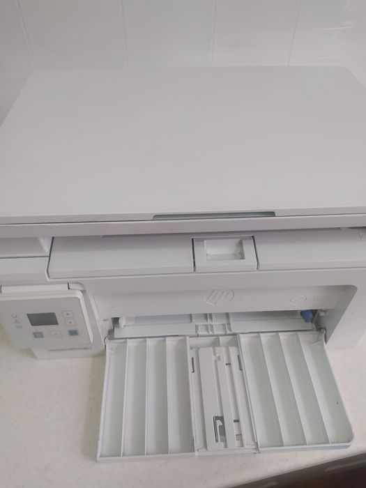 Продам принтер Hp MFP M130a
