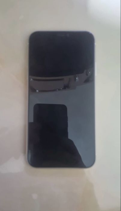 Iphone    11.