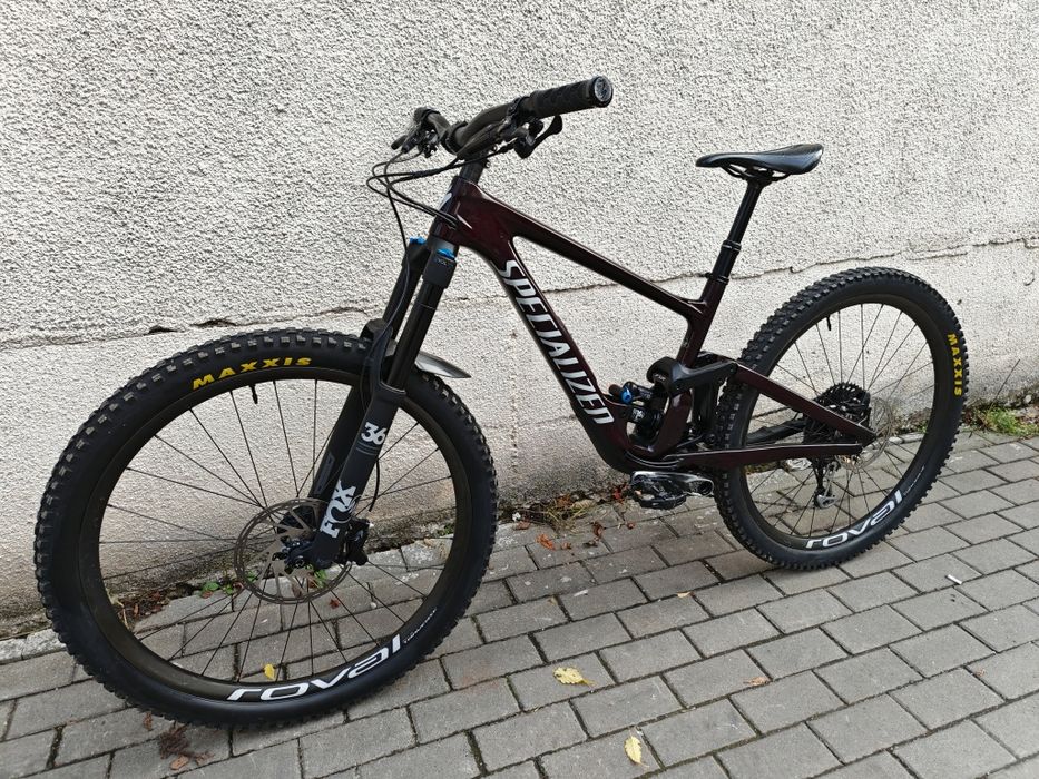 Bicicleta Specialized Enduro Expert Carbon ! marime M