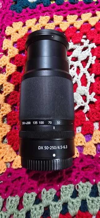 Obirctiv foto Nikkor z dx 50 250/4,6-6,3