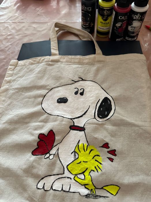 Ръчно рисувани чанта ,тениска и бебешко боди