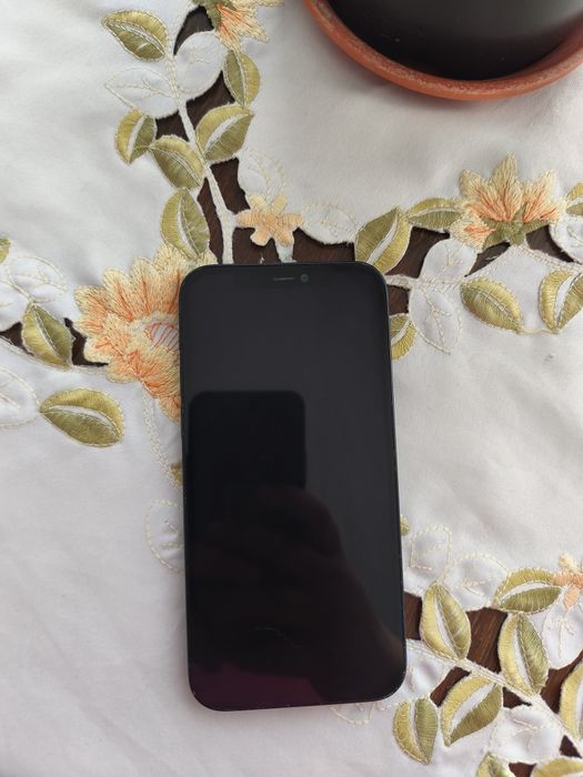 Vând iPhone 12  Preț 900 Negociabil