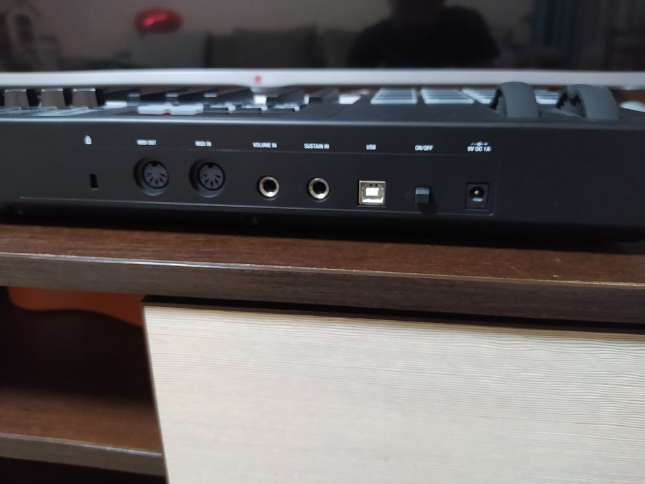 Midi клавиатура контроллер M-AUDIO CODE 61