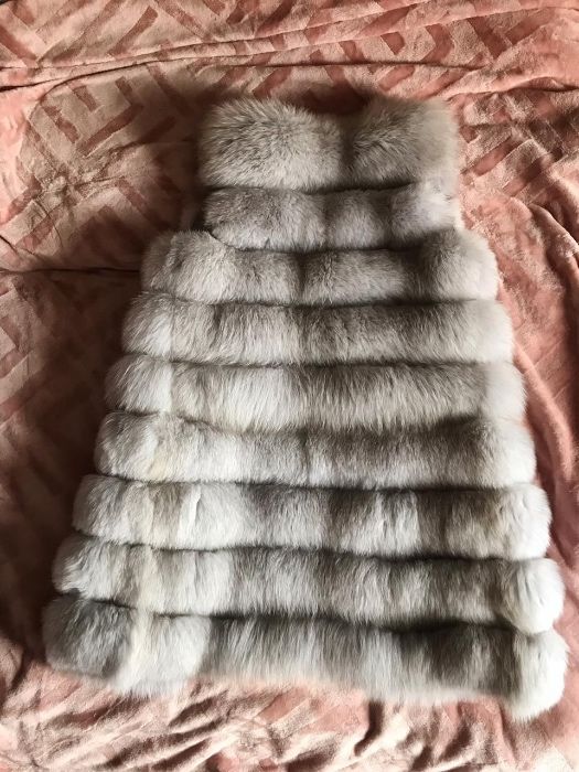 Продам меховой жилет