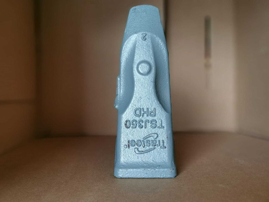 Dinți de cupă de calitate superioară - pentru utilaje de 30 de tone