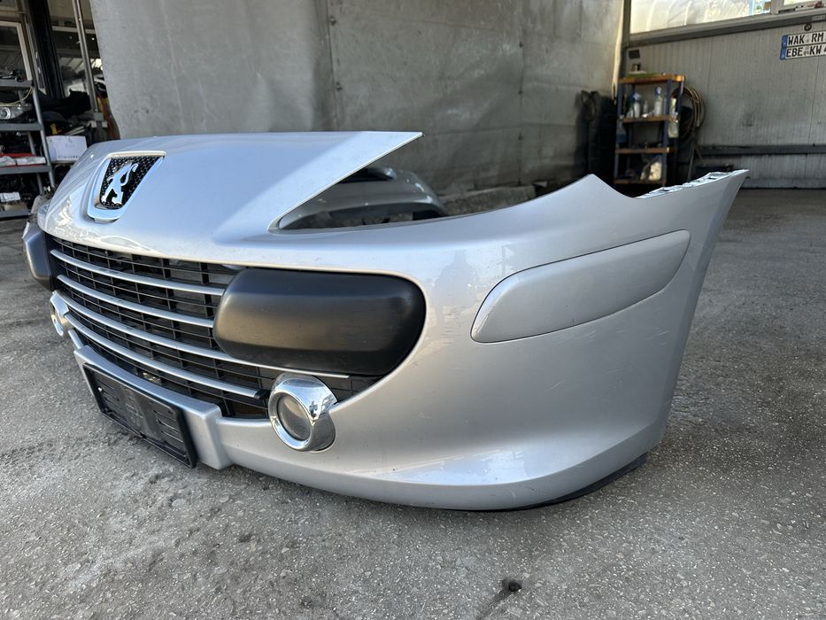 Предна броня комплект за Пежо 307 фейслифт 2005-2009г.!