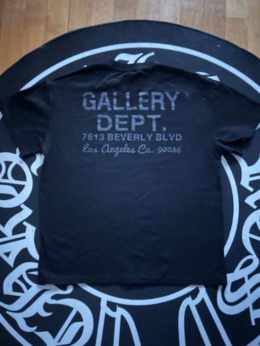 Tricou Gallery Dept