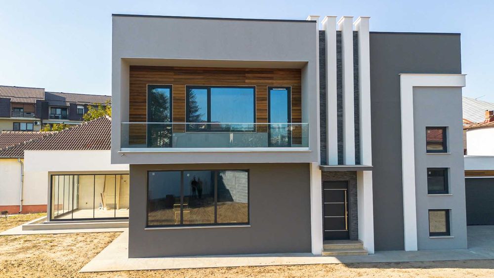 Vand teren si casa strada Campia Islaz, zona Politia Circulatiei