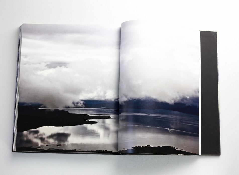 Чисто нов фото албум с невероятни снимки от Исландия от Ulrike Crespo.