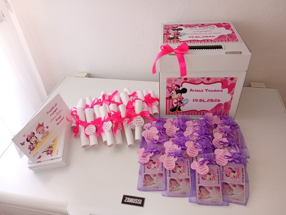 Invitații, suport verighete, plicuri, cutie dar, marturii