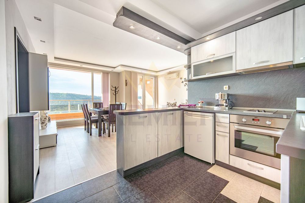 Продава се Двустаен апартамент в Каварна - 82 кв.м за 1147 €/кв.м - Снимка #5
